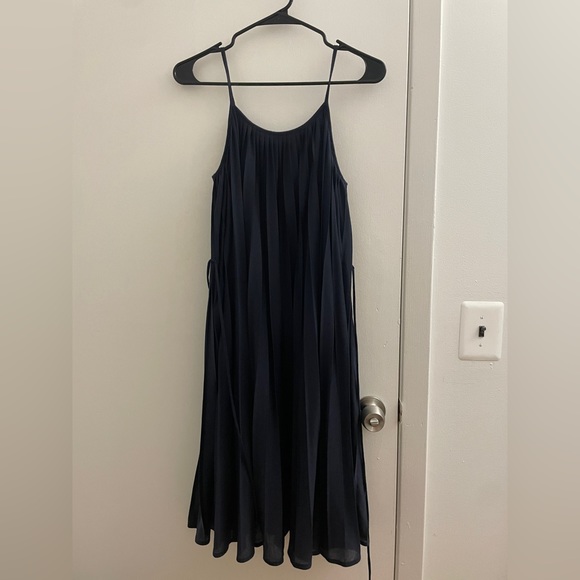LOFT Dresses & Skirts - Loft strap navy dress
